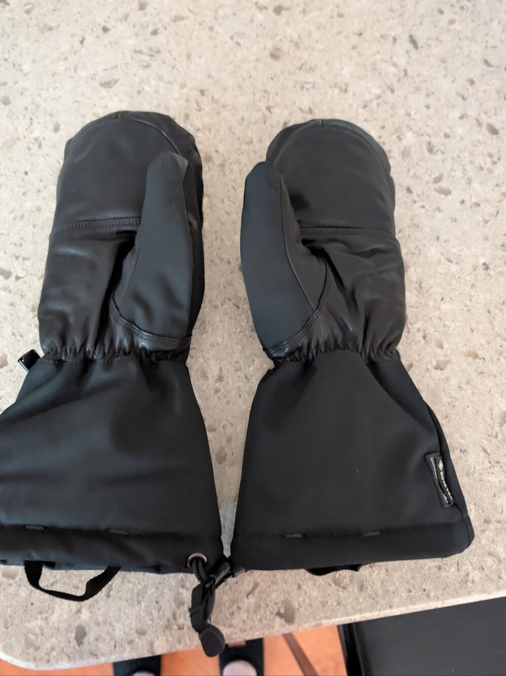 Klim Gortex Black Padded Snow Mobile Mittens - Picture 2 of 5